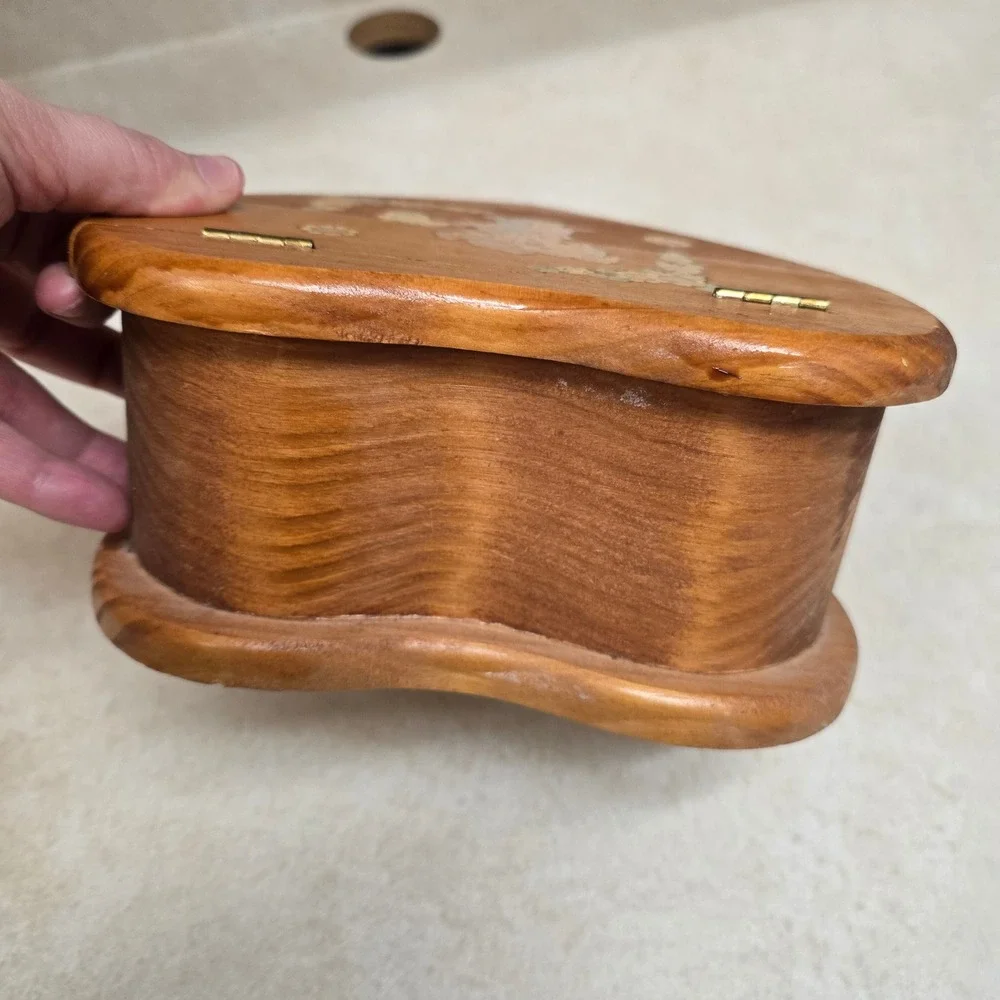 Vintage Precious Moments Wooden‎ Heart Nesting Boxes Cottagecore Trinket Set